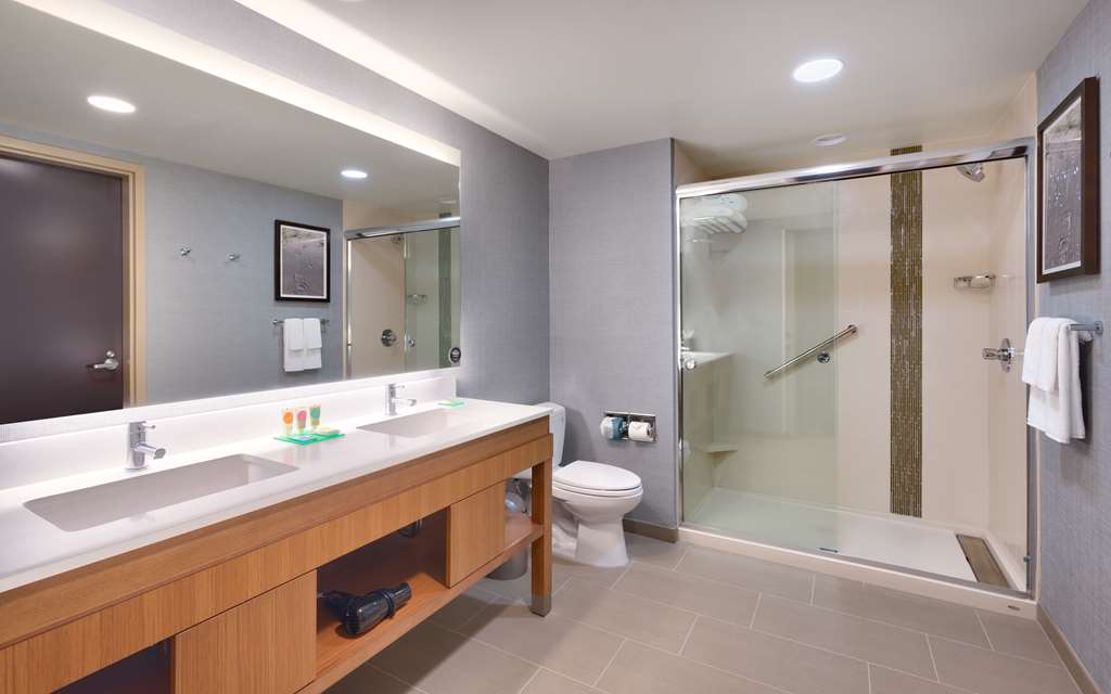 Hyatt Place Anchorage Midtown - photo 33