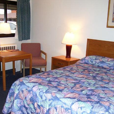 Magnuson Hotel by the River - photo 10