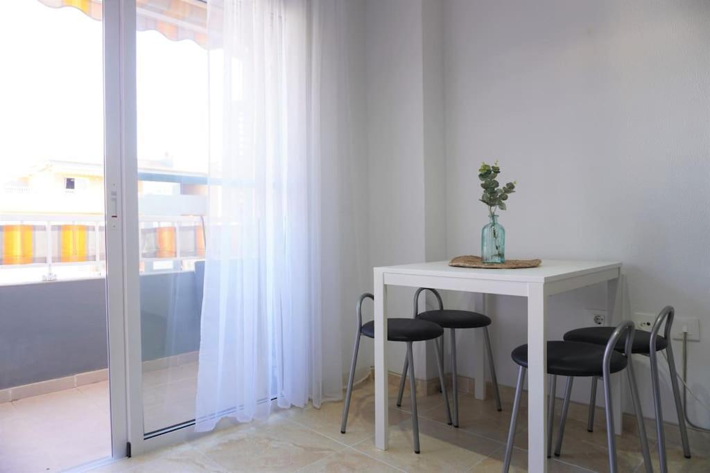 South Coast Apartment — Guimar — photo 2