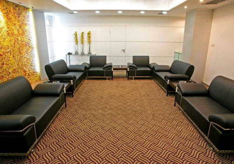 Li Jing - carbon neutral hotel in Shanghai