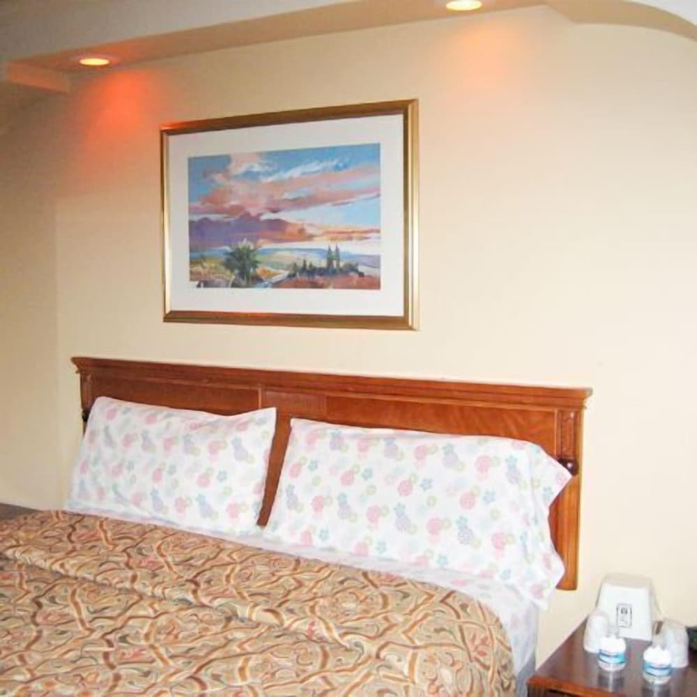 Walls Motel Long Beach - photo 31