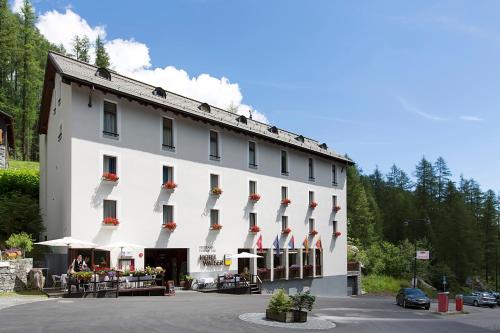 Hotel Ristorante Walser — hotel in Cevio