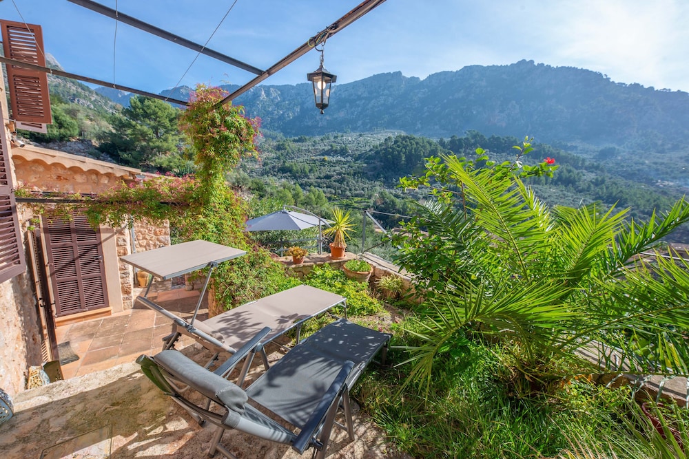 Sa Teulera Fornalutx — hotel in Fornalutx
