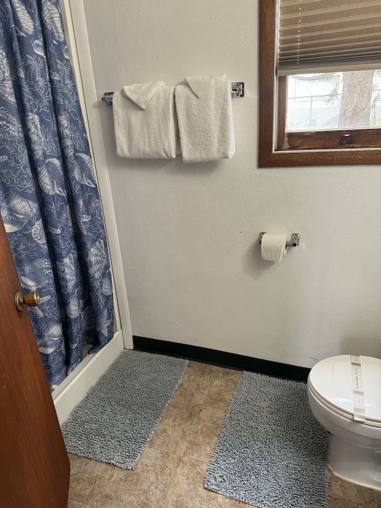 Kootenai Valley Motel - photo 66