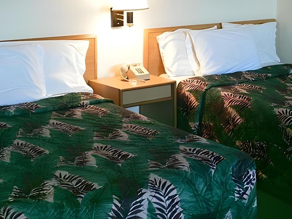 America's Value Inn Mexico - photo 5