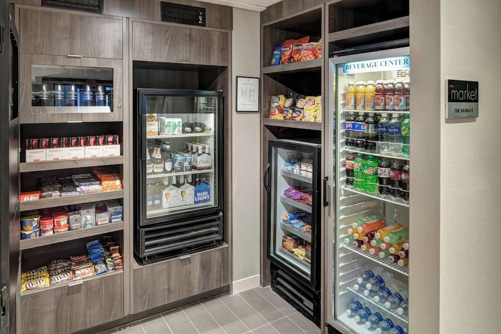 Residence Inn by Marriott Kansas City Country Club Plaza - photo 32