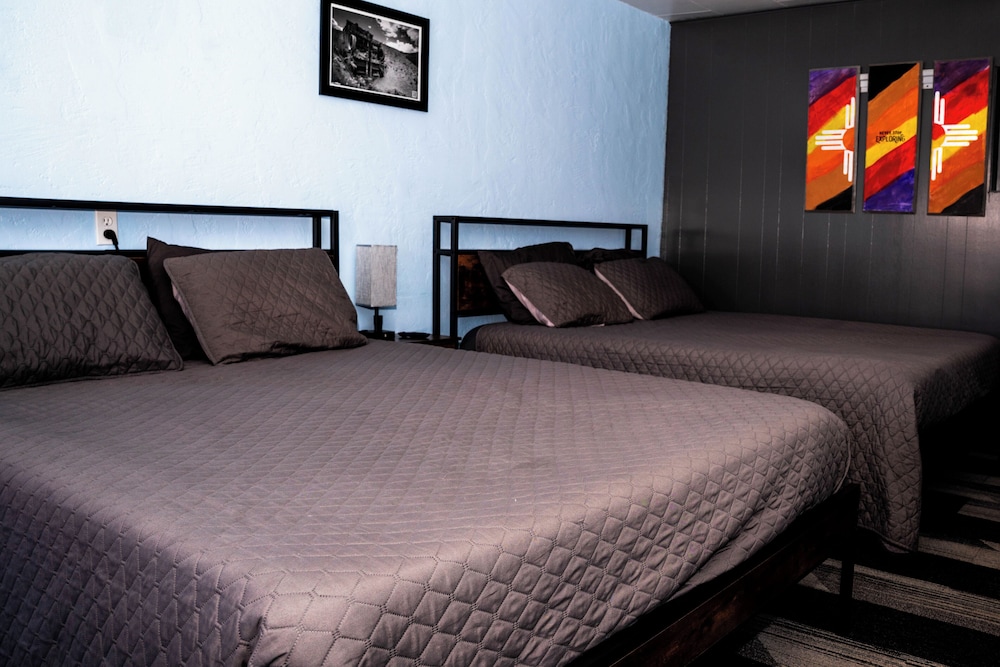 Maverick Motel and Glamp Ground - photo 26