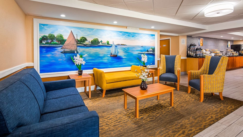 Cape Cod Hotel - photo 2