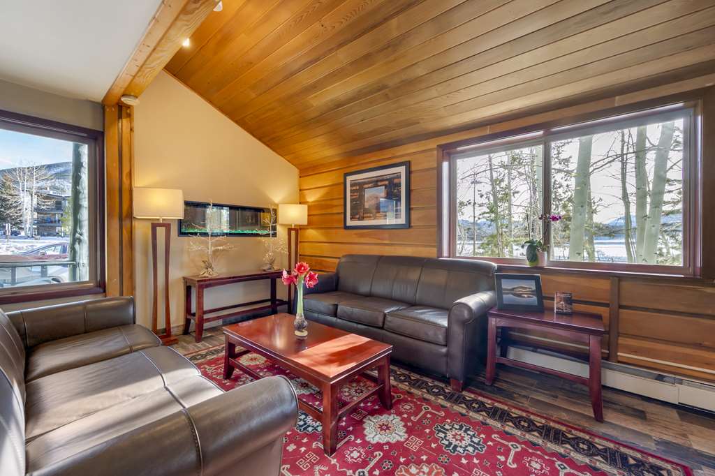 Best Western Ptarmigan Lodge - photo 2