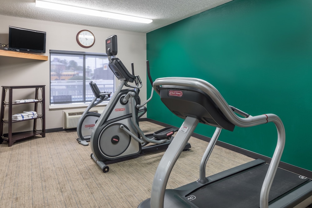 Wingate by Wyndham Shreveport Airport - photo 14