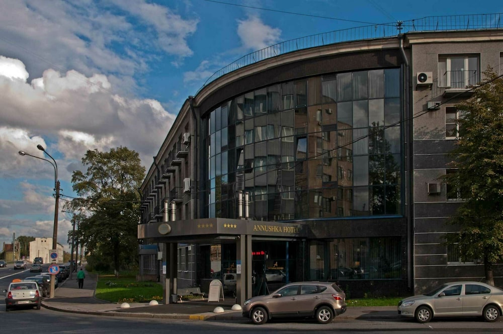 Annushka Hotel — 4-Star Luxury Hotel in Saint Petersburg, Russia