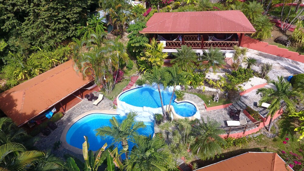 Hotel El Jardín - carbon neutral hotel in Nicoya