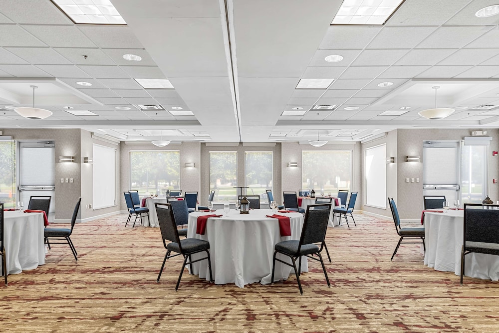 Hilton Garden Inn Syracuse - photo 47