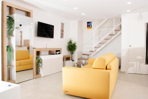 Orni Home al Centro — 4-Star Luxury Hotel in Naples, Italy