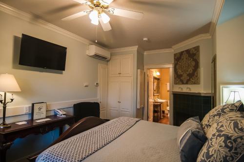 Campbell House Inn - photo 26