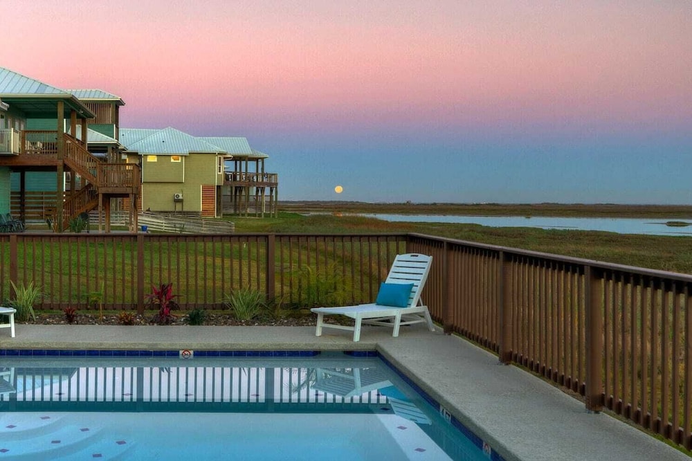 Pelican's Porch by Avantstay Private Pool Views - photo 55