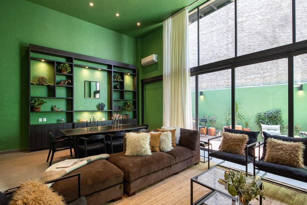 Colorful & Lively Centro Gem 5BR Rooftop Patio — 4-Star Luxury Hotel in San Miguel De Allende, Mexico