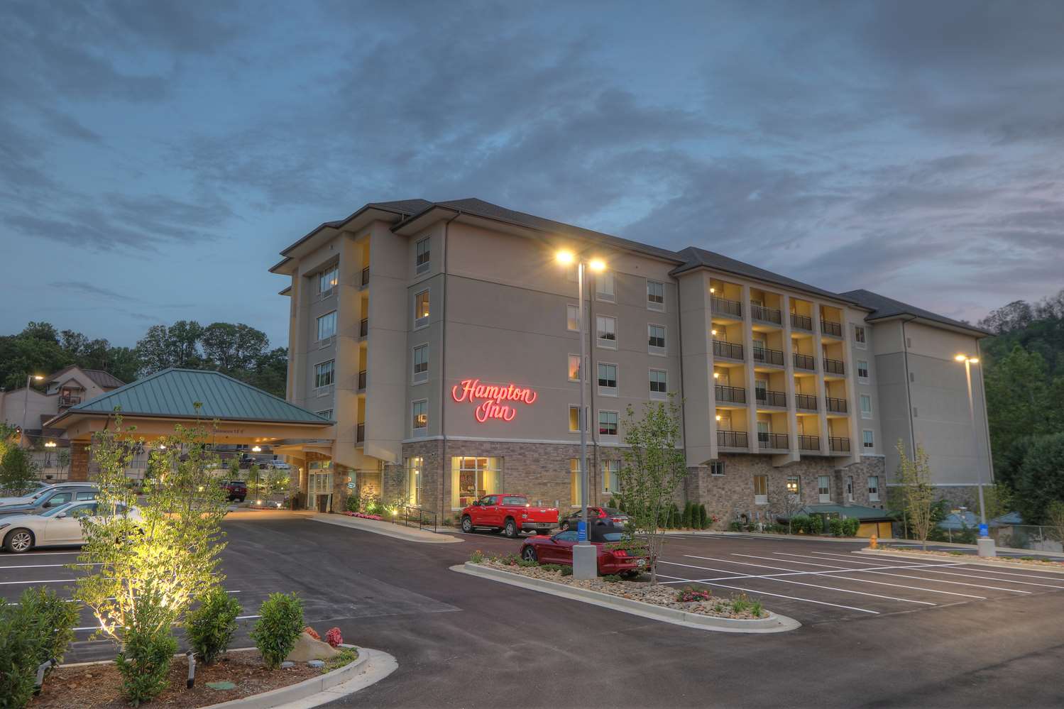 Hampton Inn Gatlinburg Historic Nature Trail - photo 23