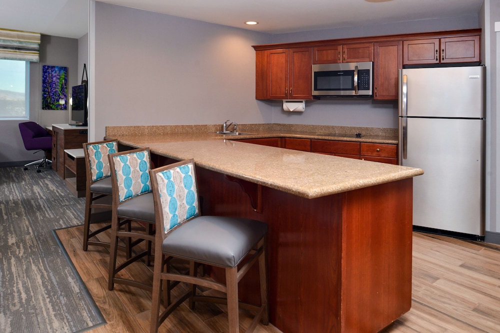 Hampton Inn & Suites Boise Spectrum - photo 55