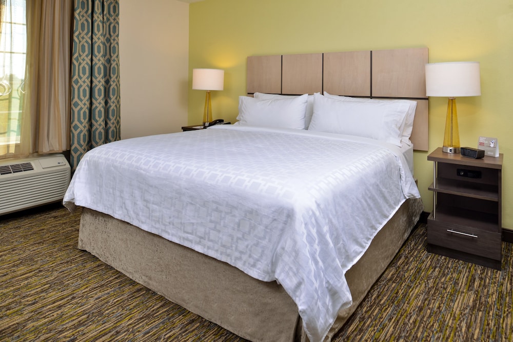 Candlewood Suites Lodi an IHG Hotel - photo 4