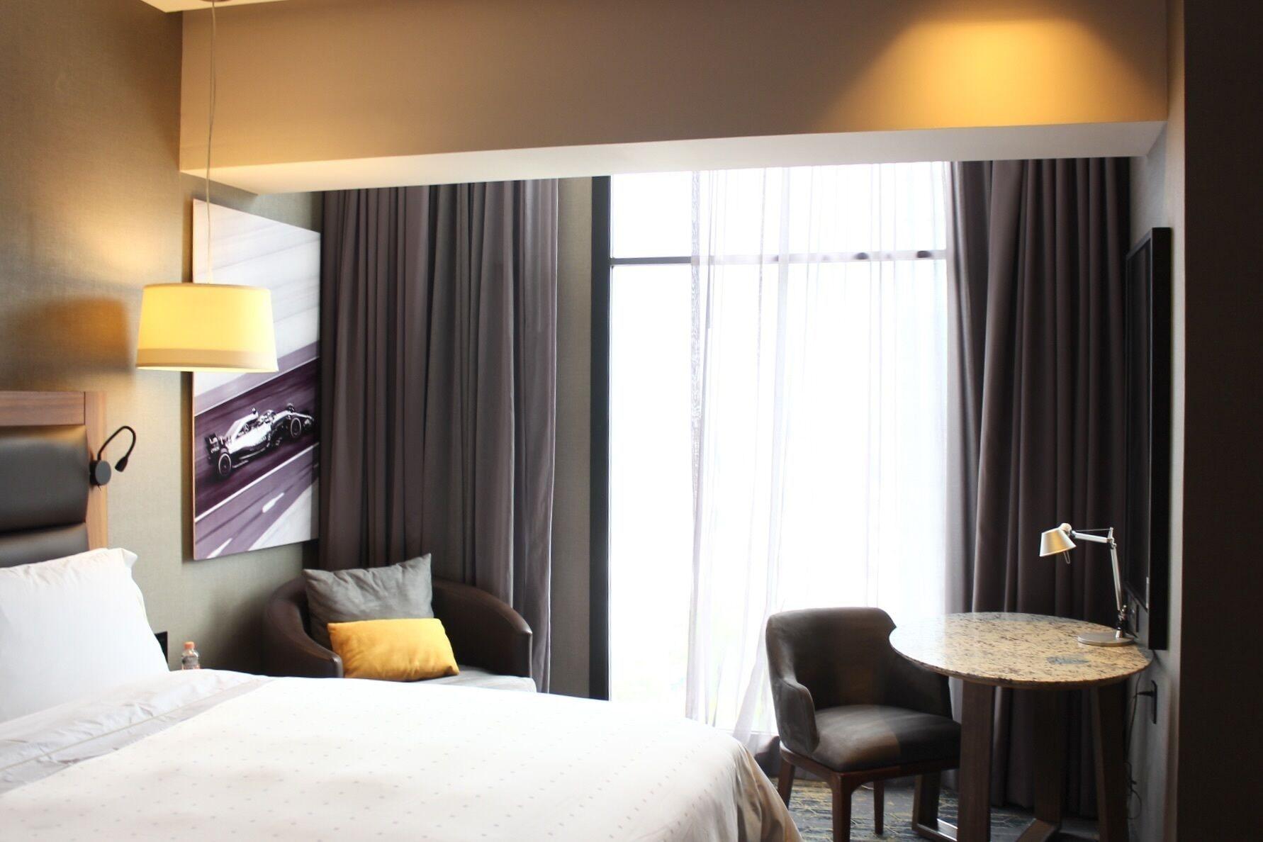 Guest room