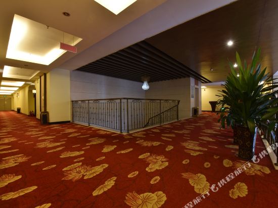 Beverly Hotel — Foshan — photo 5