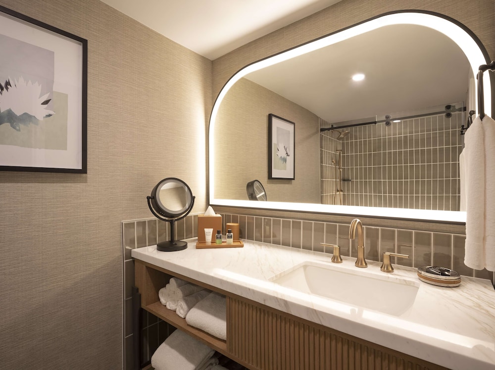 The Scottsdale Resort & Spa Curio Collection by Hilton - photo 26