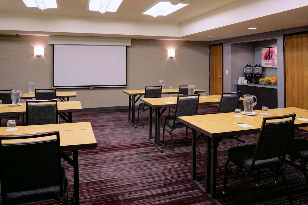 Sonesta Select Kansas City Airport Tiffany Springs - photo 26