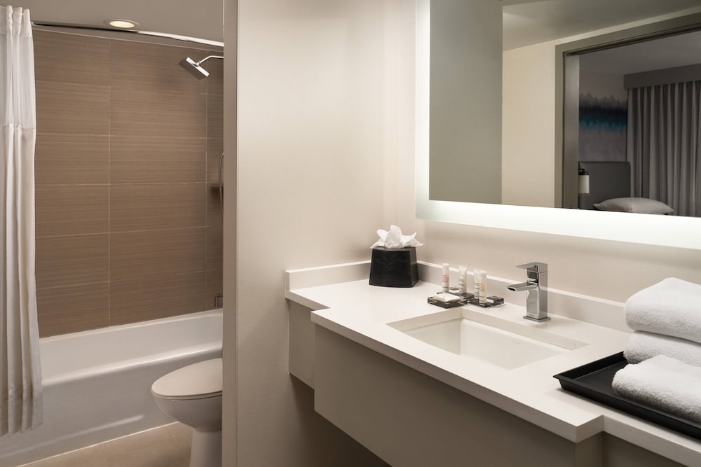 Costa Mesa Marriott - photo 24