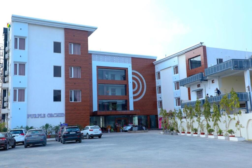 Hotel Purple Orchid — hotel in Ambikapur