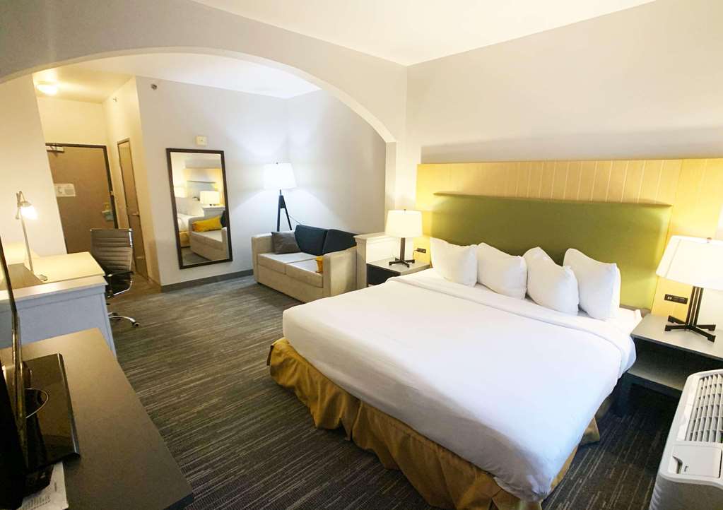 Country Inn & Suites by Radisson Fort Worth West l 30 NAS JRB - photo 4