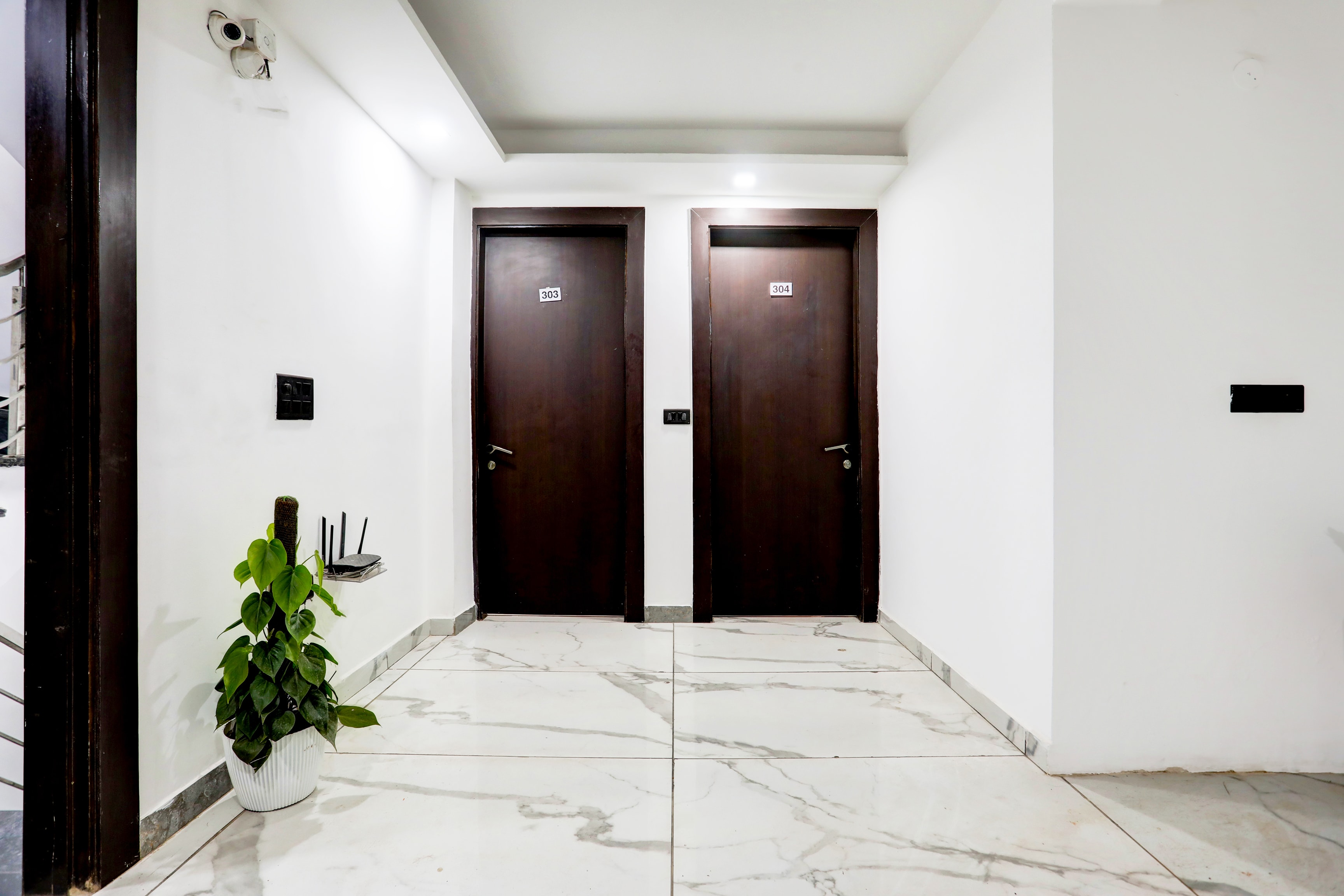 Super Townhouse Sector 52 Near Artemis Hospital — 4-Star Luxury Hotel in Gurgaon, India