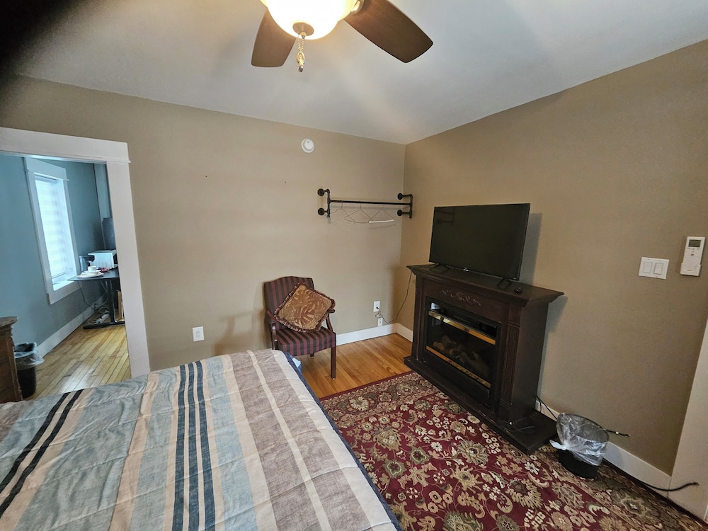 DuBois' Inn - photo 7