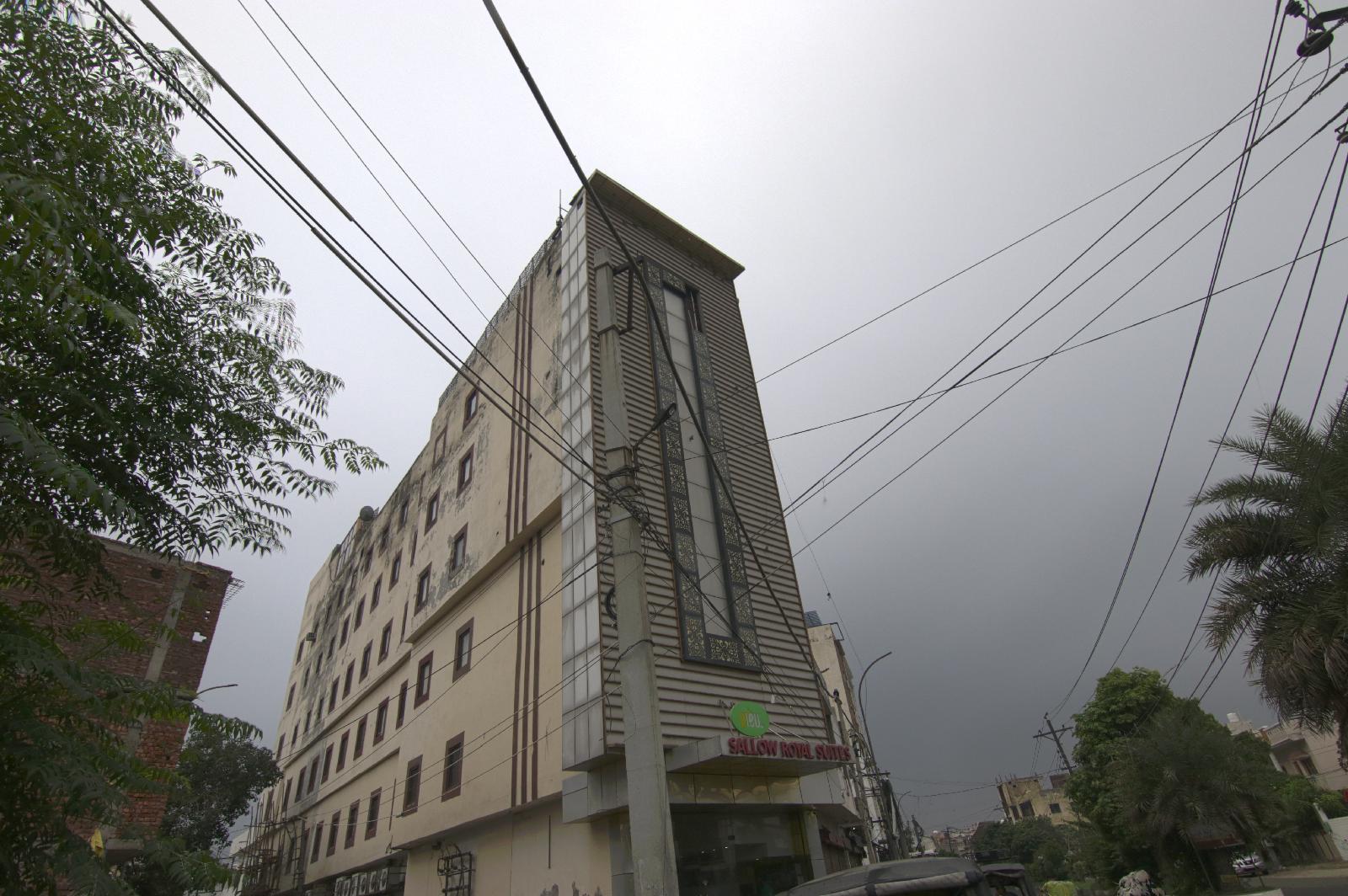 Fabhotel Sallow Grand — Amritsar
