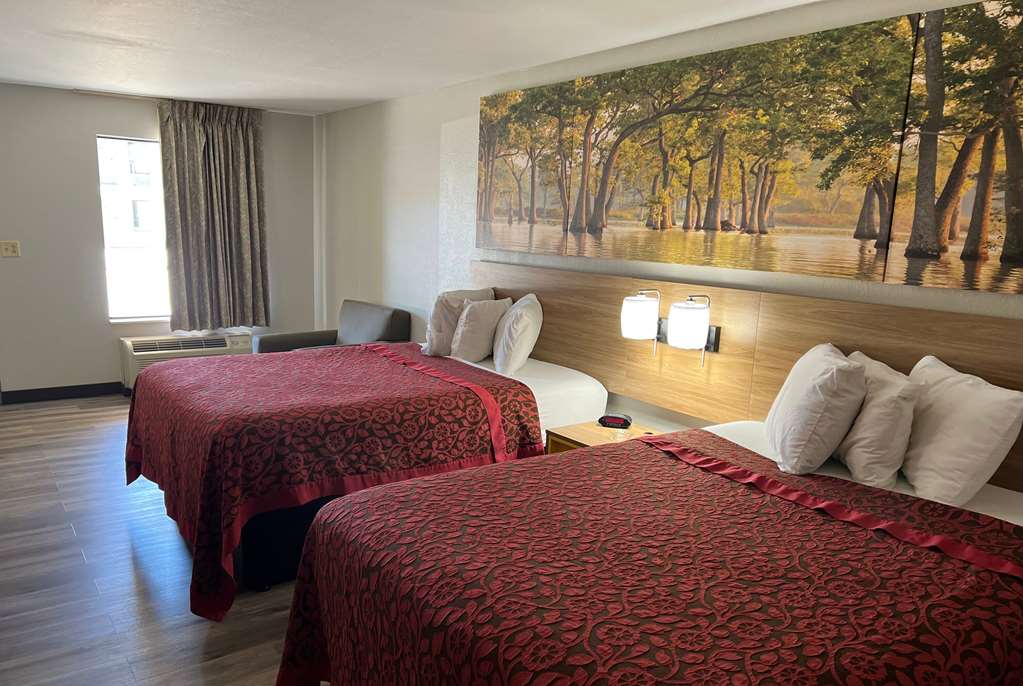 Days Inn & Suites by Wyndham Opelousas - photo 11