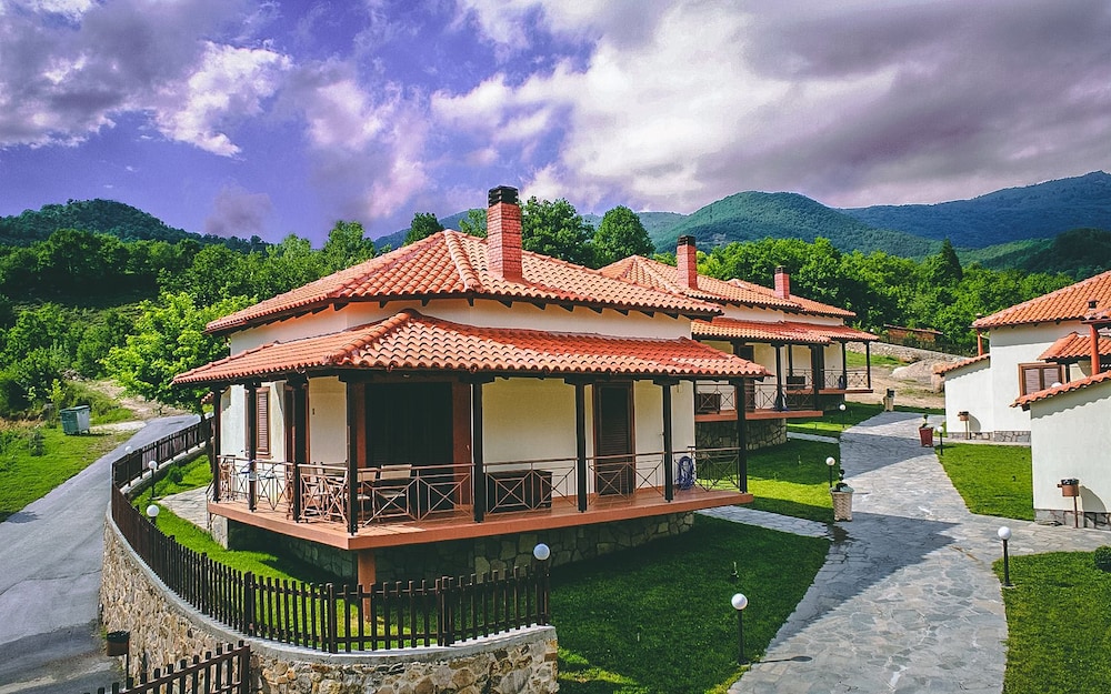 Karyon Apartments — 4-Star Luxury Hotel in Xanthi, Greece