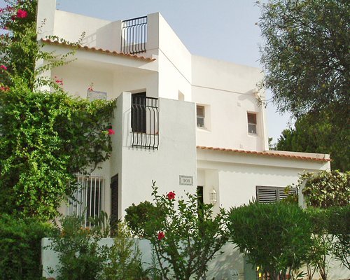 Elliott at Vale do Lobo in Quarteira, Portugal