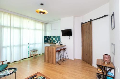 Luxury 1BR Apartment In The Center of Tbilisi