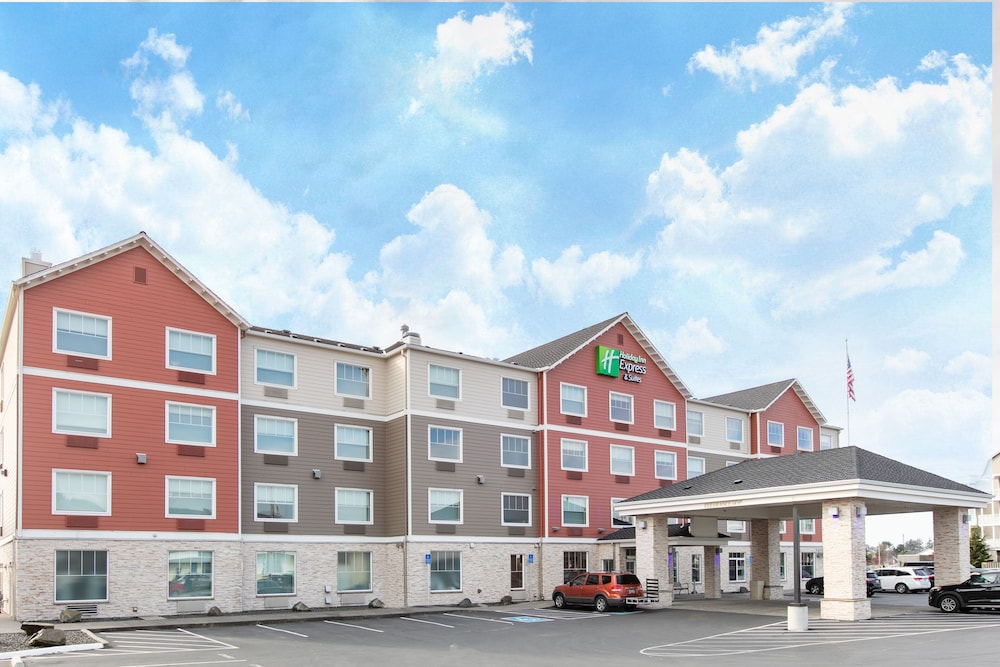 Holiday Inn Express Hotel & Suites Seaside Convention Center by IHG - photo 74