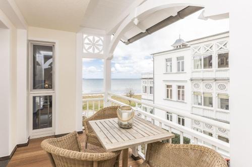 Villa Strandperle Nr. 17 — 4-Star Luxury Hotel in Ostseebad Binz, Germany
