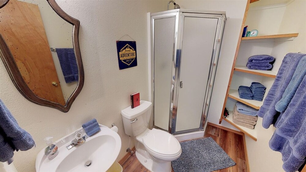 Longhorn Hideaway by Casago McCall Donerightmanagement - photo 21