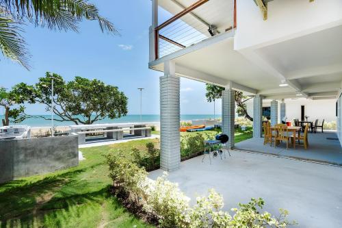 Termsuk Exclusive Beachfront Villas Cha Am — 4-Star Luxury Hotel in Hua Hin, Thailand