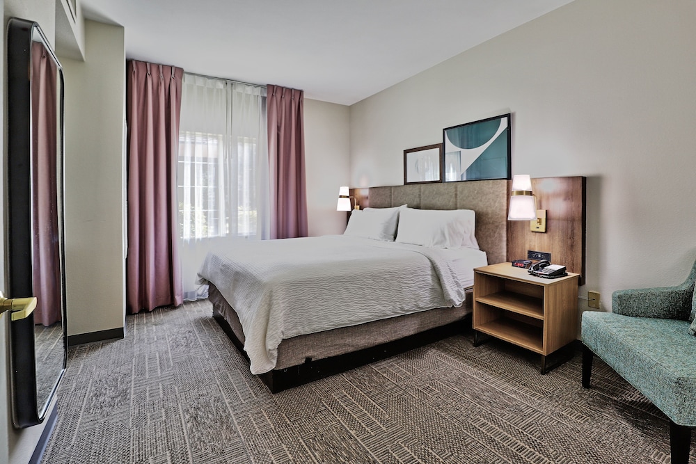 Staybridge Suites Albuquerque Airport by IHG - photo 17