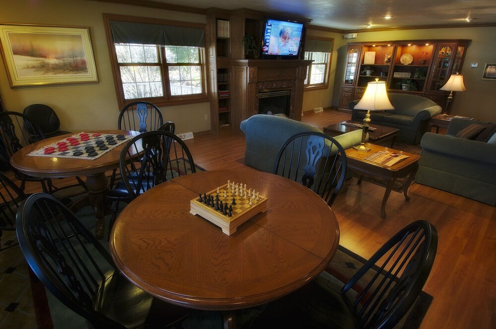 High Point Inn - photo 7