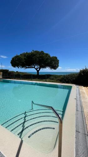 Benagil Beach House Victoria — 4-Star Luxury Hotel in Lagoa, Portugal