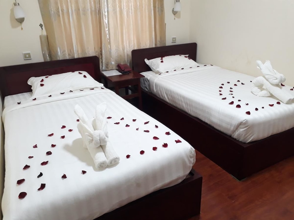 Shwe Yone Minn Hotel — Mandalay