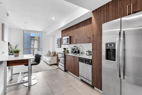 Prime Location 1 Bed Retreat With Free Parking — 4-Star Luxury Hotel in Miami, United States
