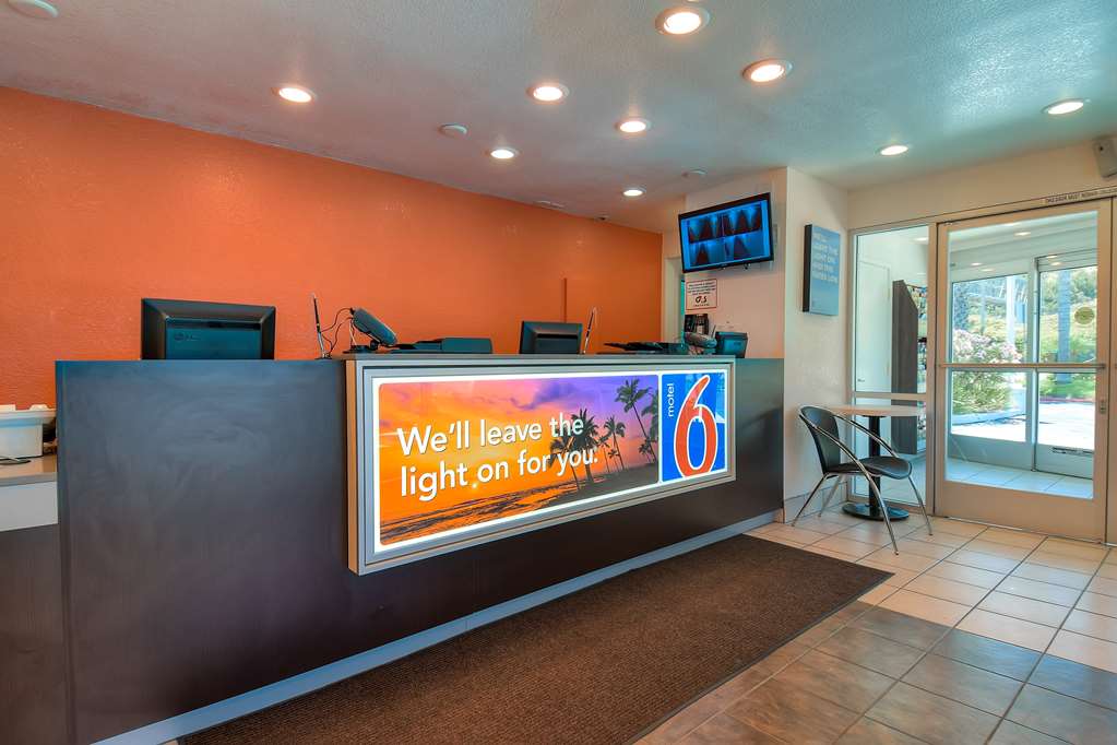 Motel 6 San Diego CA Hotel Circle Mission Valley - photo 20