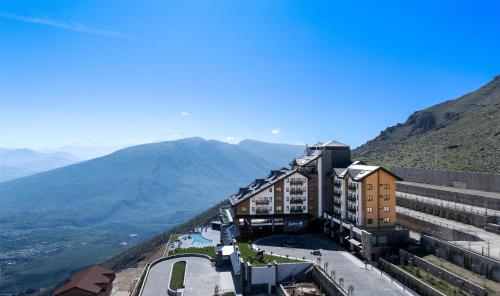 Radisson Blu Resort & Spa Korek Mountain — 5-Star Luxury Hotel in Ruwandiz, Iraq