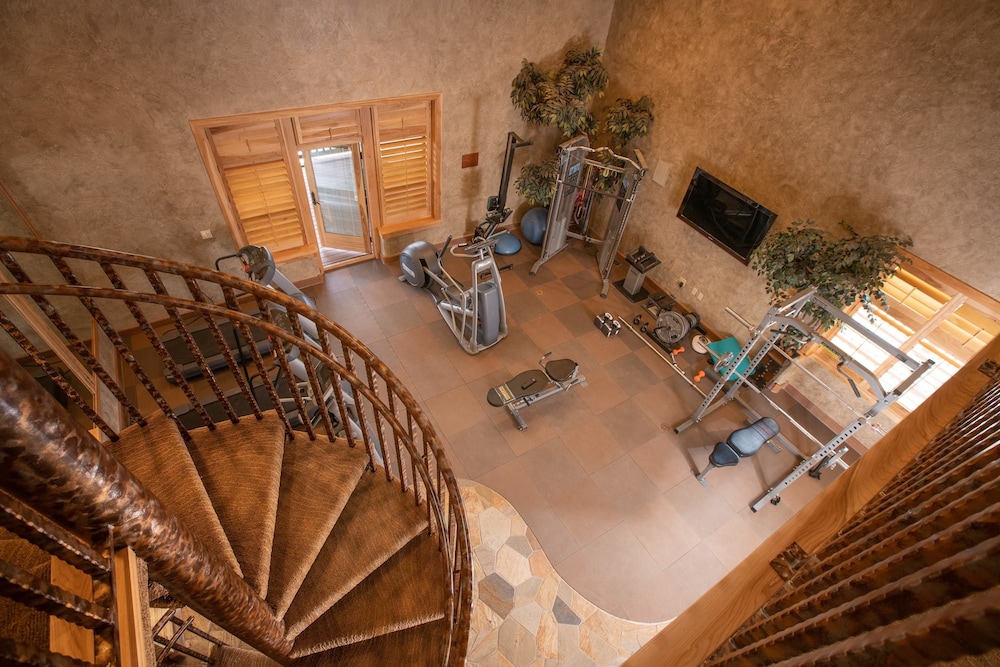 Cougar Ridge Resort LLC - photo 93